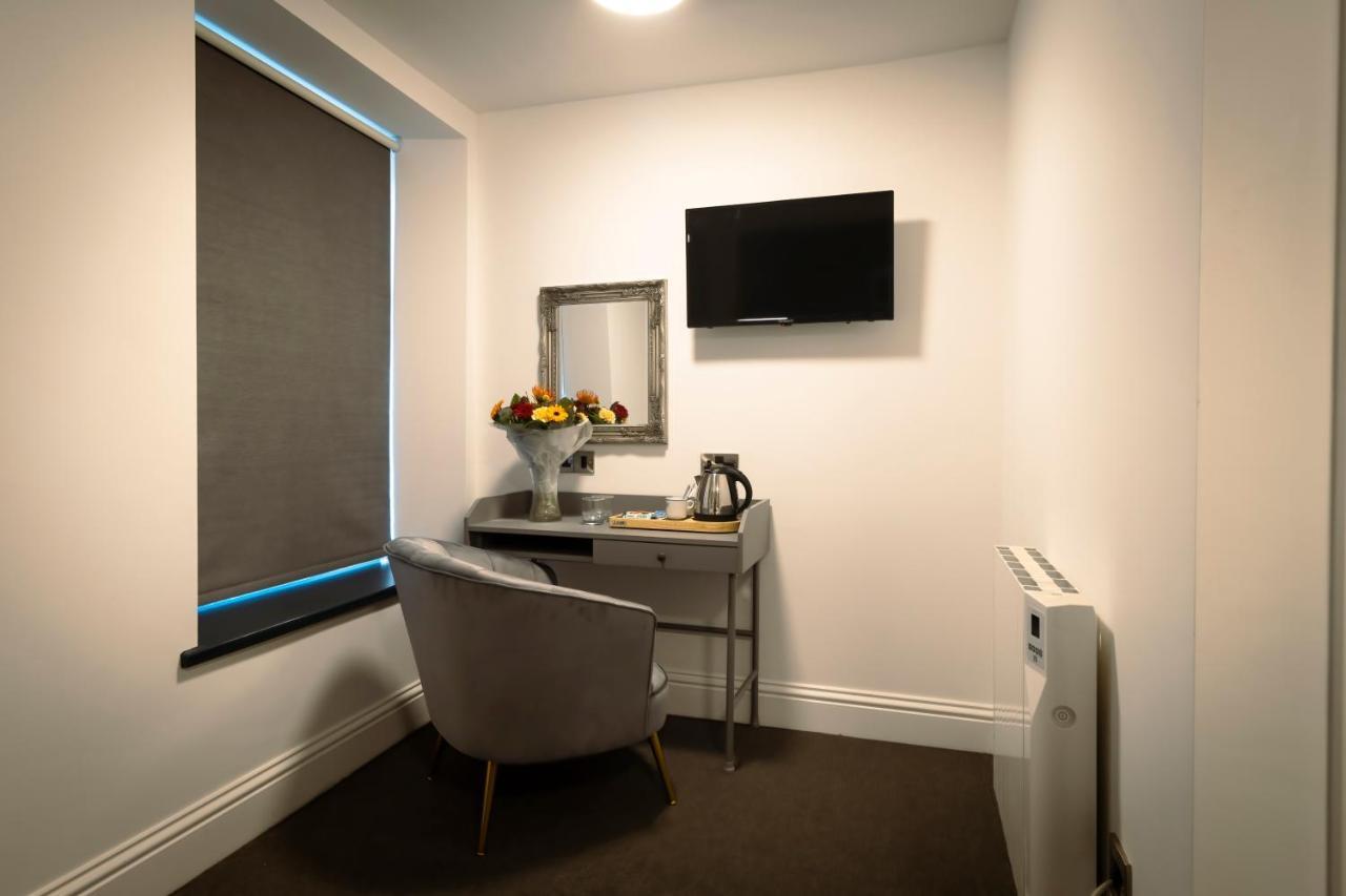 The Friendship Hotel Stocksbridge (South Yorkshire)